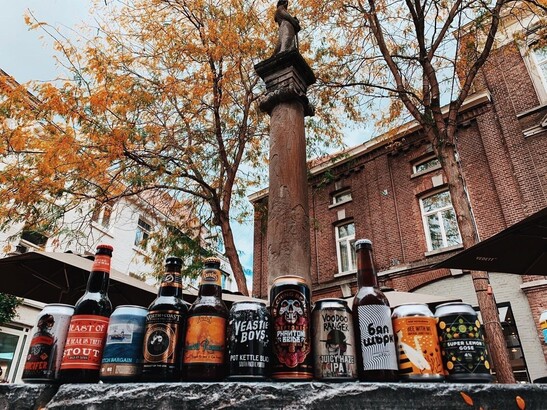 Bierproeverij bij Falstaff