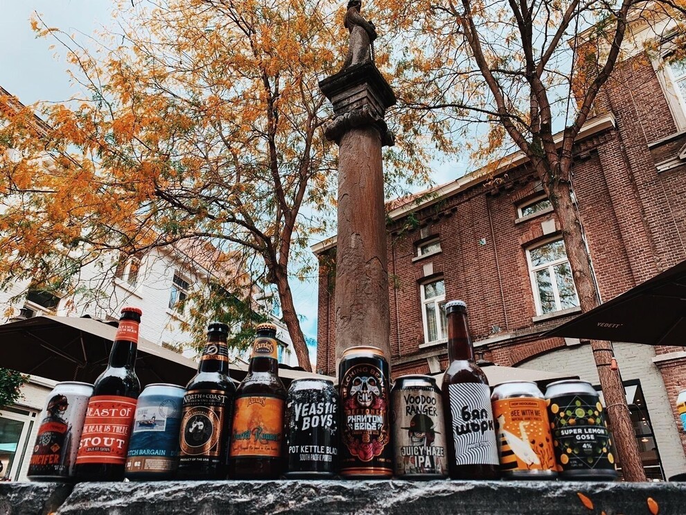 Bierproeverij bij Falstaff